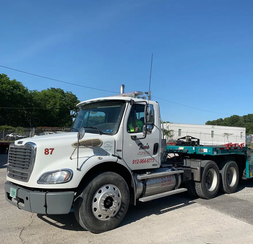 2011 FREIGHTLINER - Heavy Duty Towing And Recovery Savannah GA